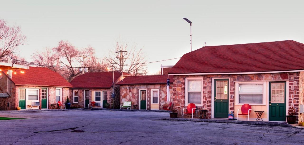 Rockwood Motor Court Motell Springfield Exteriör bild